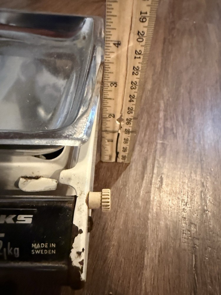 Vintage EKS Swedish Mechanical Sliding Retro Kitchen Scale