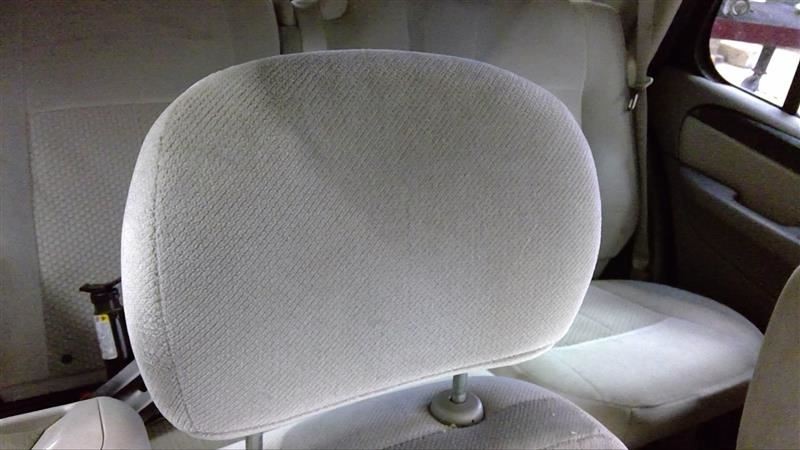 ENVOY     2009 Headrest 331493