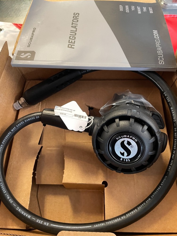 brand new scubapro r195 second stage