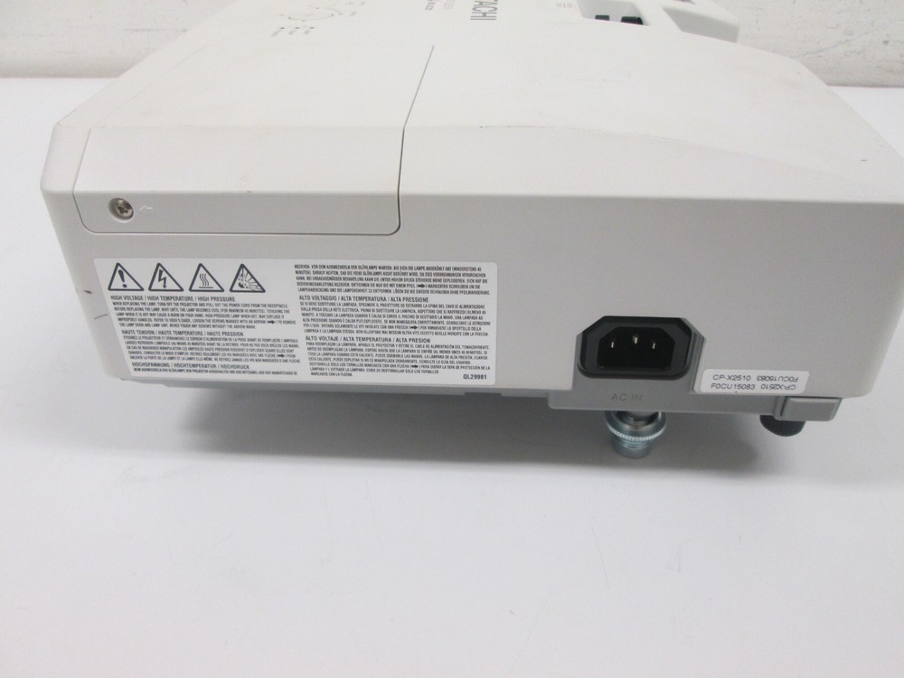 Hitachi CP-X2510 3LCD Multimedia HD Desktop Projector