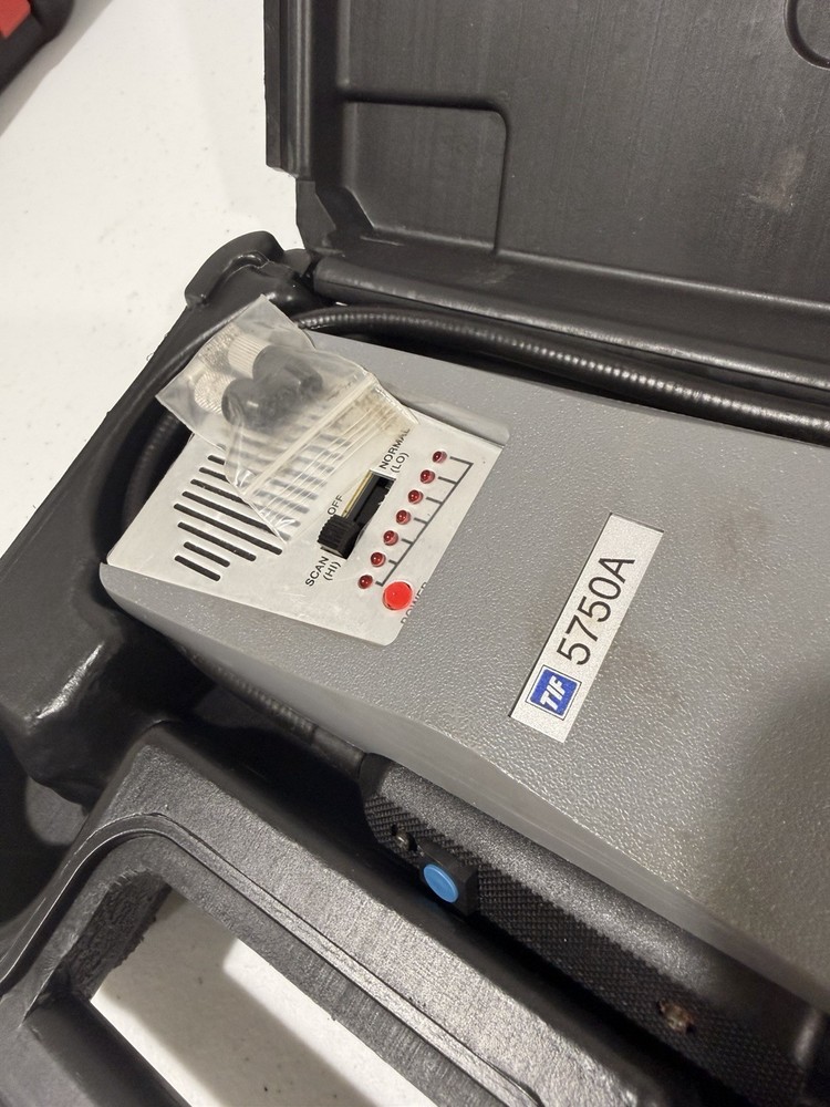 TIF 5750A Super Scanner Halogen Leak Detector 1B