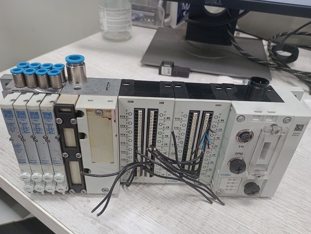 Festo pneumatic controller
