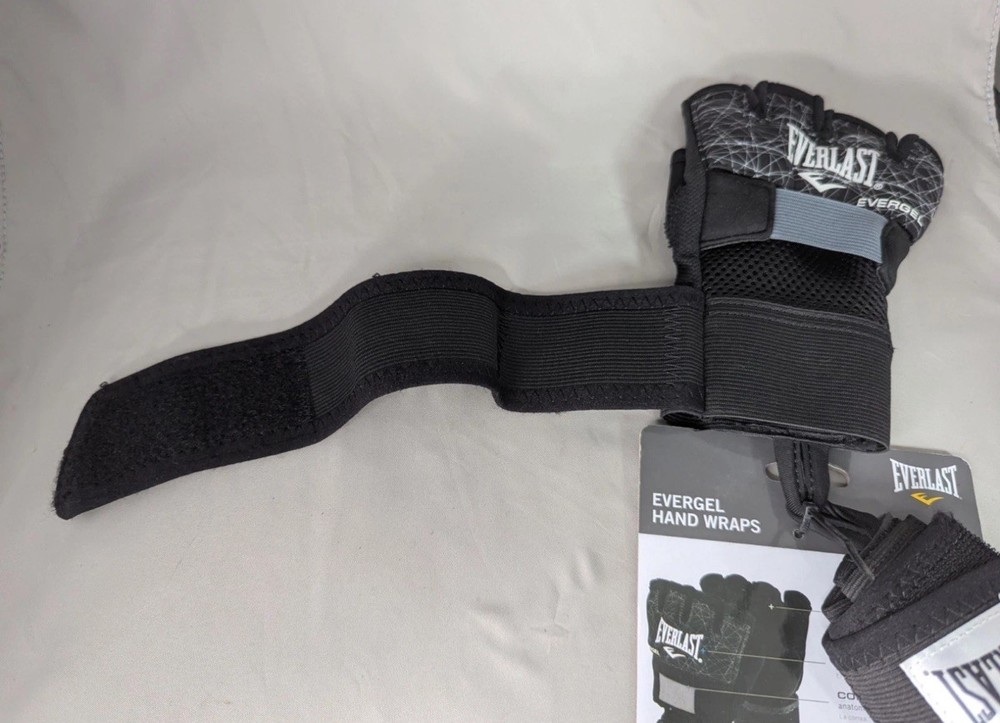 Everlast EverGel Hand Wraps (Black Printed, Medium)