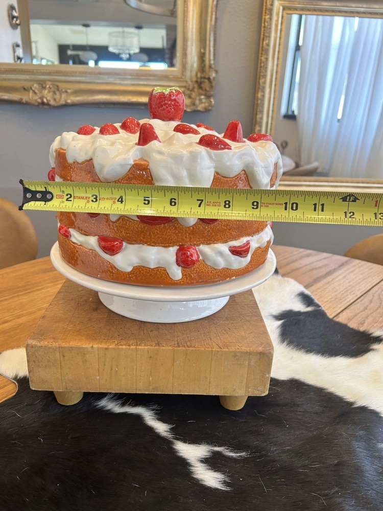 Ceramic Strawberry Pattern Round Glossy Cake Stand, 10" Diameter, 3.5" Tall