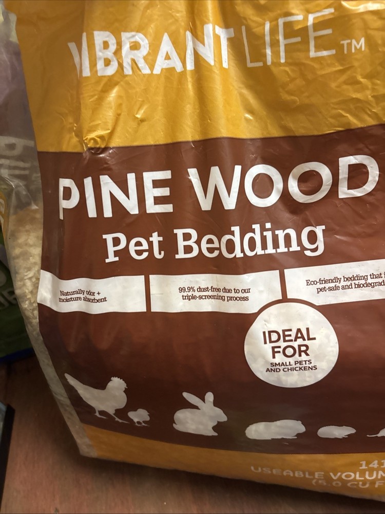 Pinewood Pet Bedding Half Bag