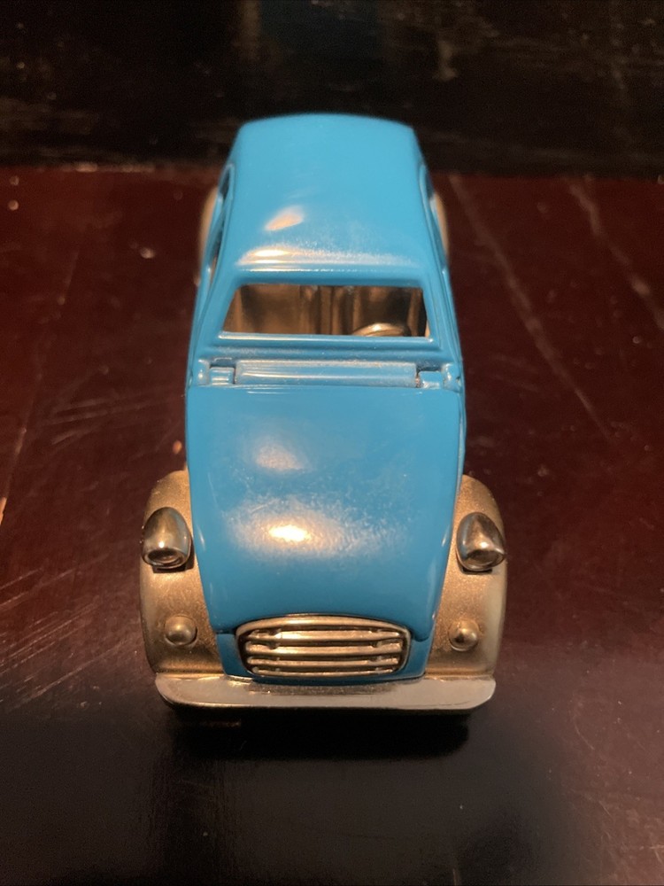 Fossil Limited edition blue car desk clock
