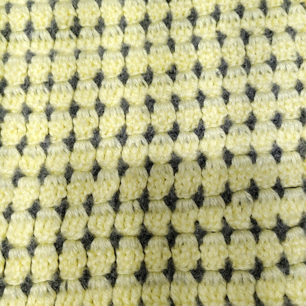 Handmade Crochet Baby Blanket Chekered Pattern WIth Scalloped Border