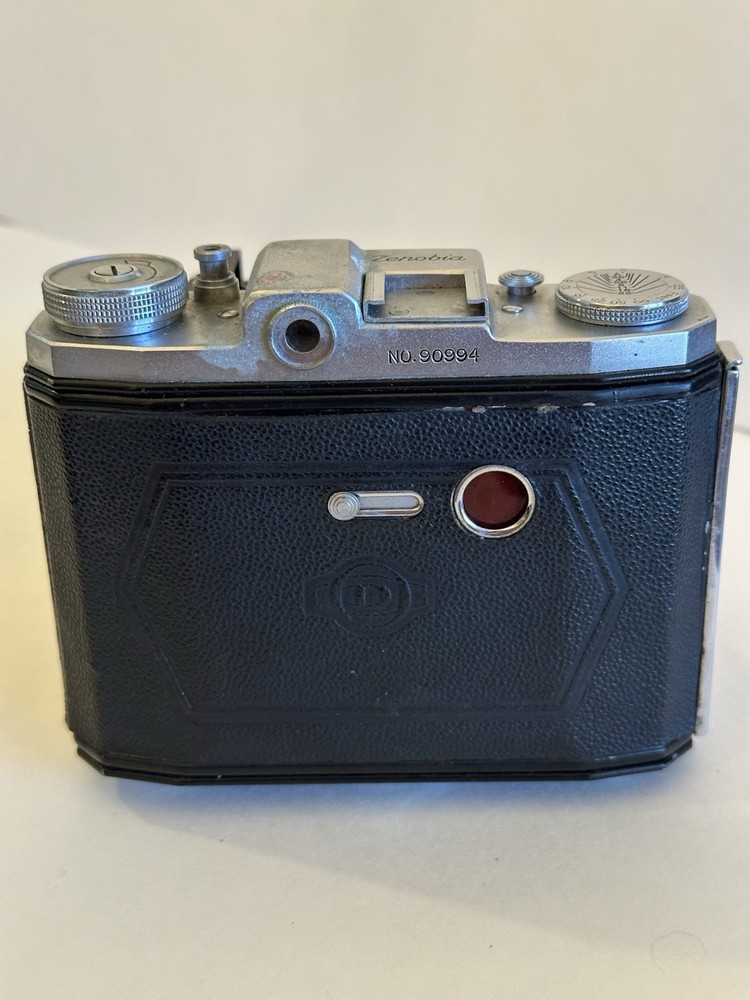 DAIICHI OPTICAL ZENOBIA FOLDING CAMERA from Japan Includes Leather Case