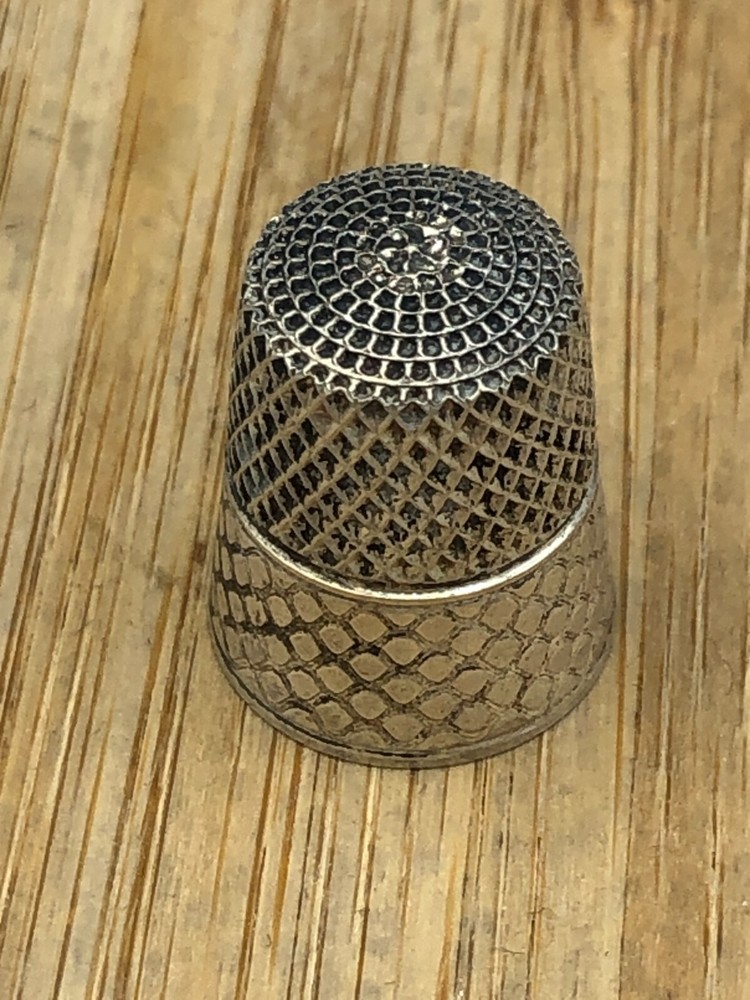 Vintage Sterling Silver Thimble, size 9