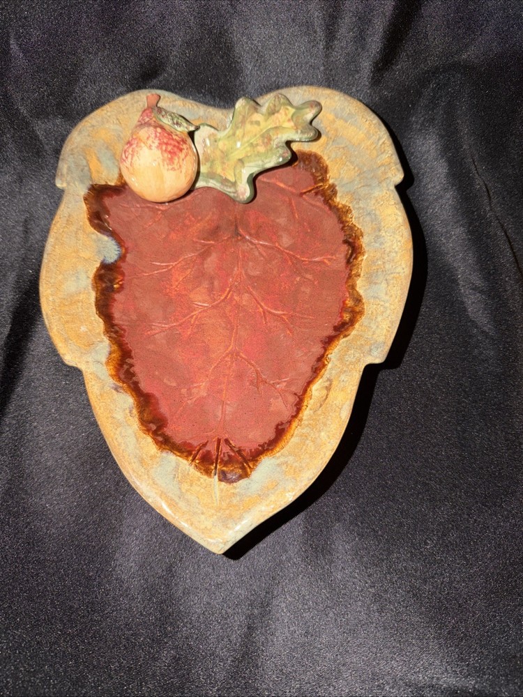Leaf Shaped Pottery Dish with Pear