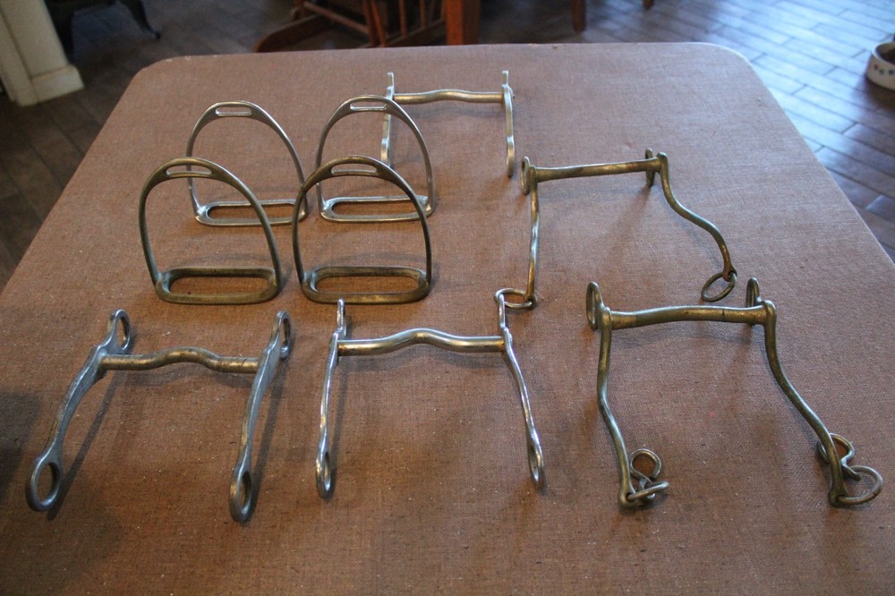 vintage stirrupps and bits