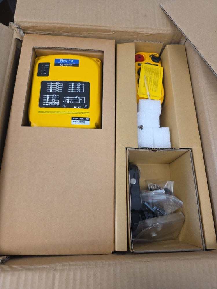 Magnetek Flex 4EX Kit , 2 Transmitters , 1 Reciever
