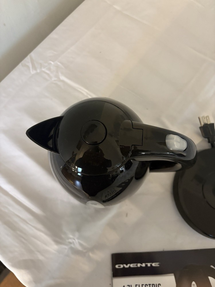 OVENTE KP72B 1.7L Electric Kettle