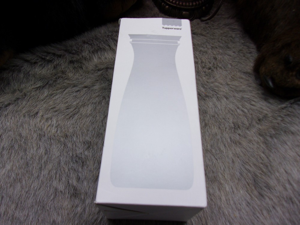 Tupperware Cold Brew Carafe - NIB