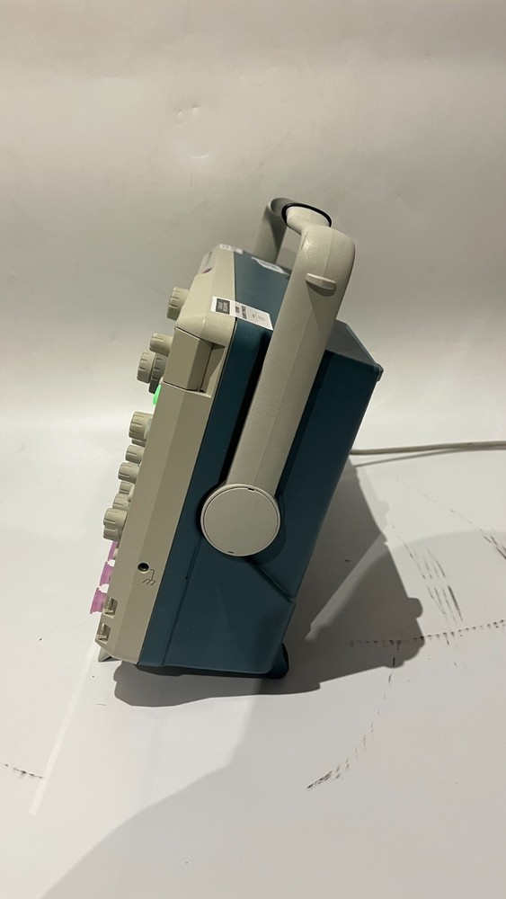 TEKTRONIX - MSO4054B