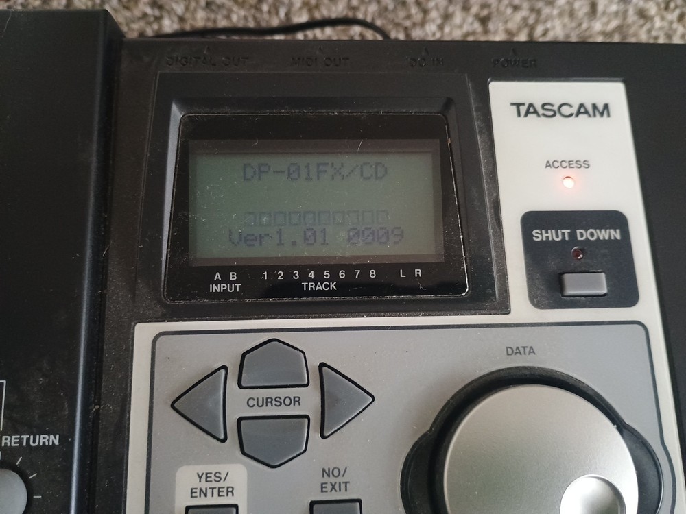 Tascam DP-01FX/CD Studio Recorder 8-Track Mixer/Cd Burner