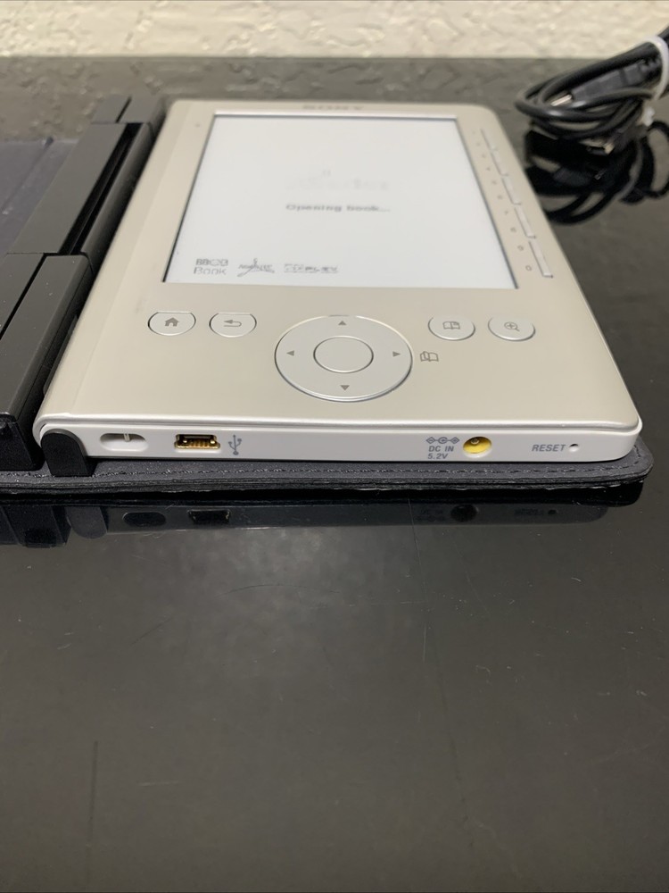 Sony PRS-300 eReaders Silver w/ Case No Charger