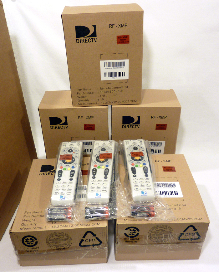 NEW DIRECTV Universal IR/RF Remote Control w/BATTERIES #RC66RX