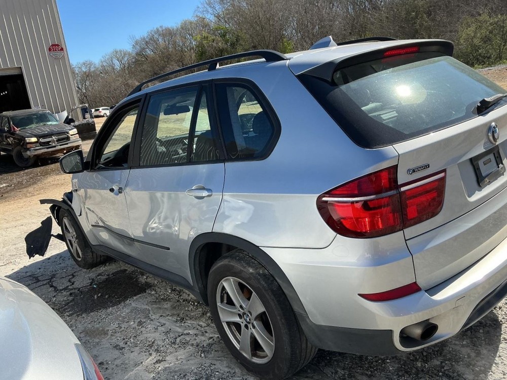 X5 2013 Glove Box 4999728