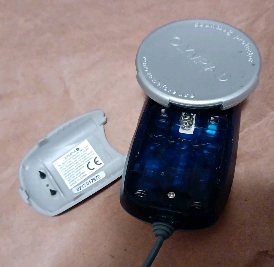 Olympia Soundbug FeONIC Suction Cup Speaker