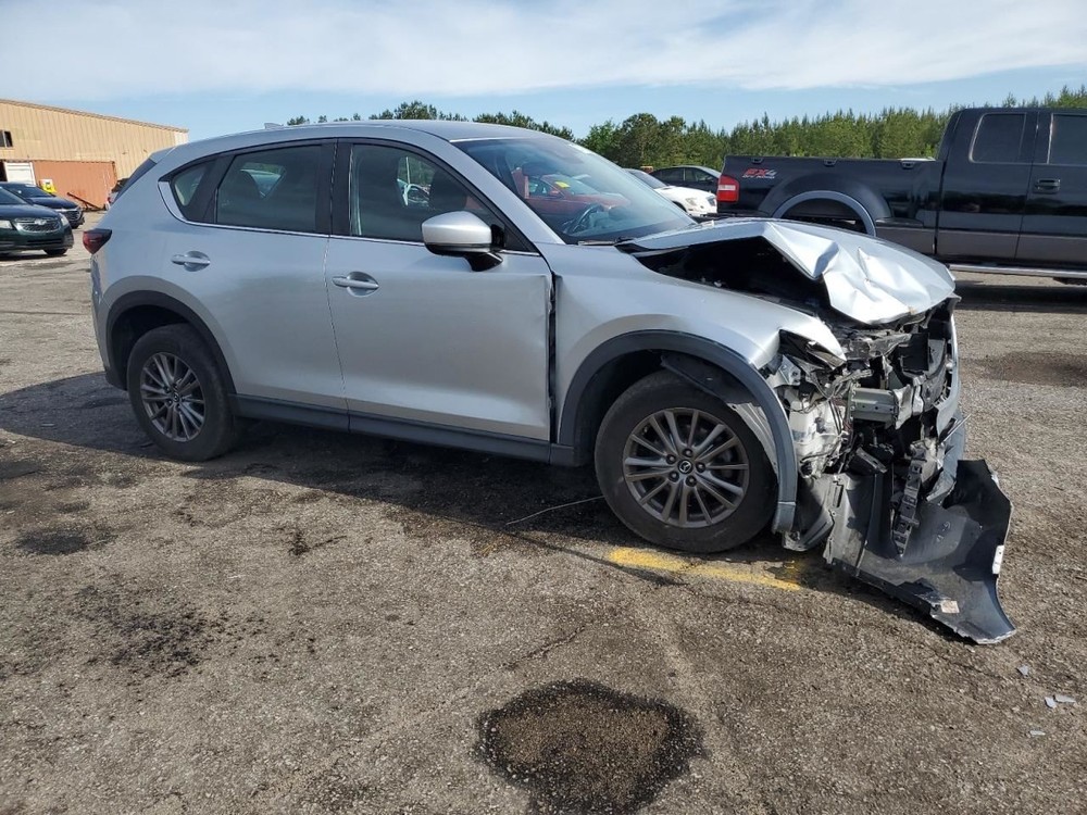 CX-5 2018 Glove Box 4689648