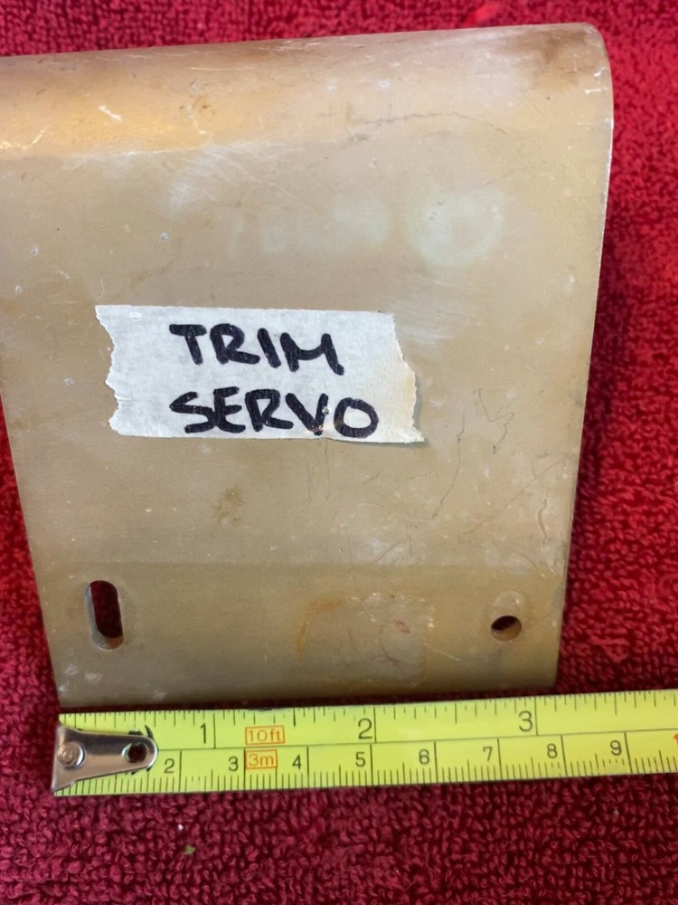 AUTOPILOT TRIM SERVO BRACKET