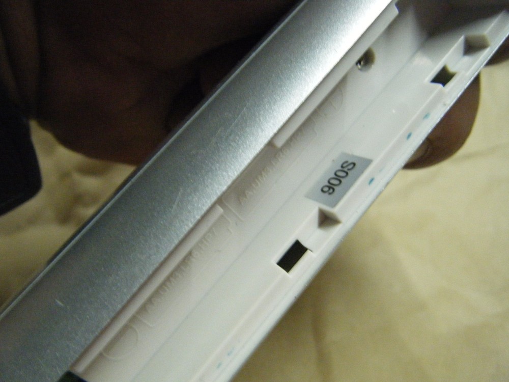 silver 900s wireless microphone