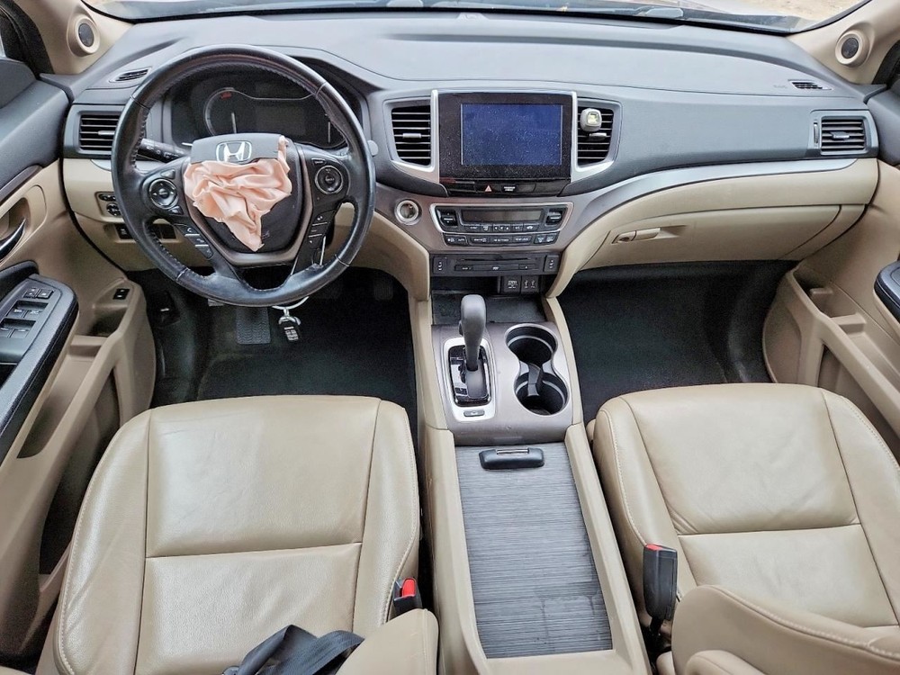 PILOT 2016 Glove Box 4970993
