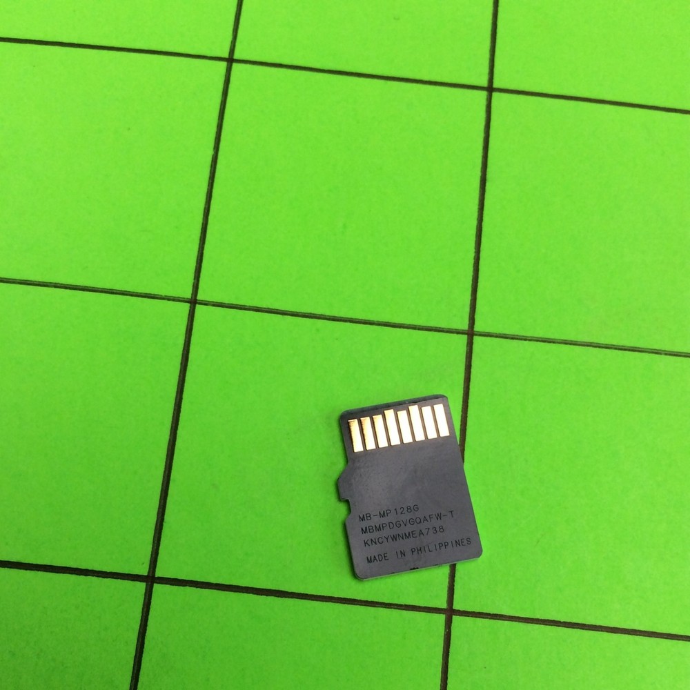 Camera Samsung MB-MP128G Memory