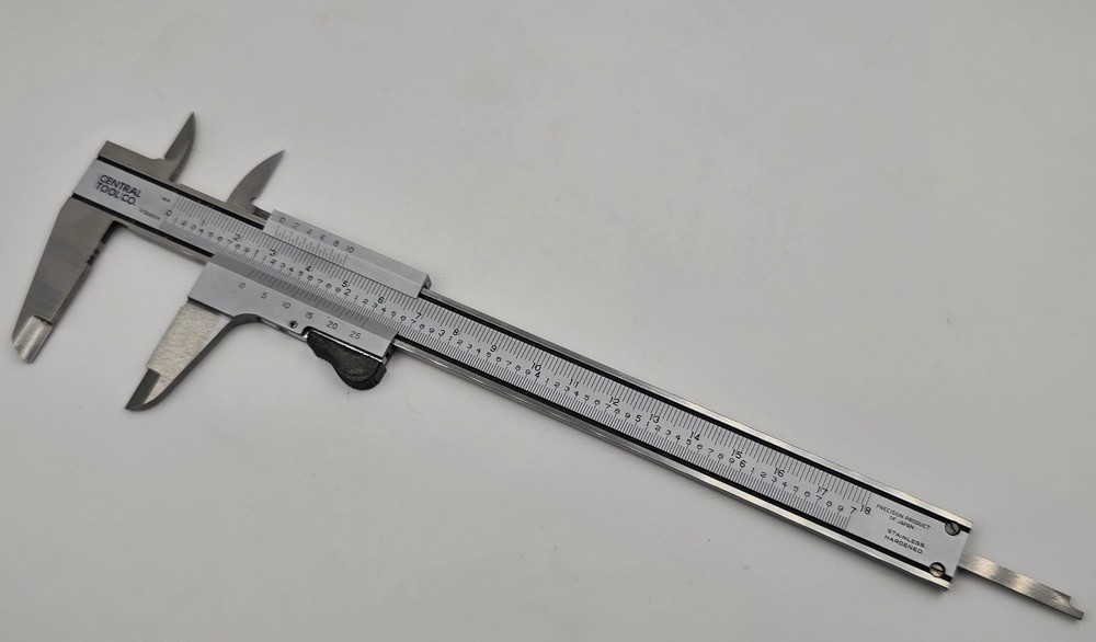 C17 Central Tool Vernier Caliper Japan