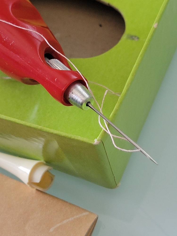 Vintage Magic Stitcher Sews Like Magic Light As A Feather,preowned Original Box
