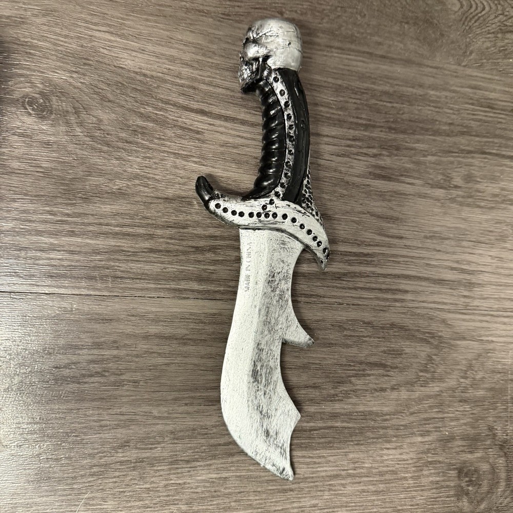 Halloween Plastic Silver Black Skull Handle Dagger