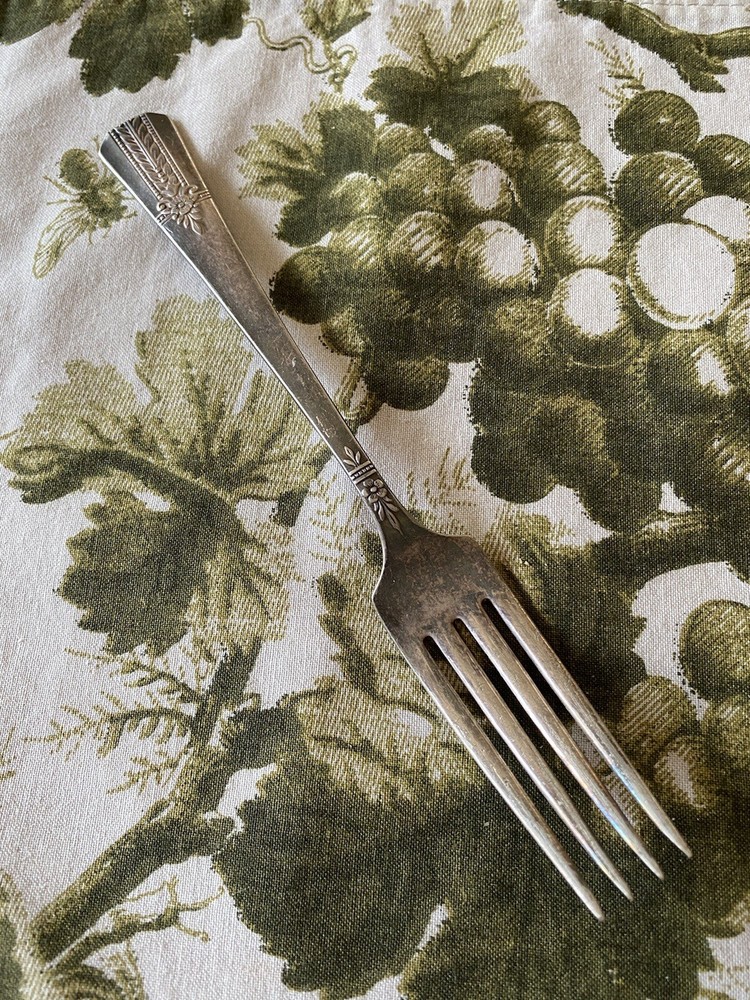 Vintage Vernon Silver Plate 1939 Romford Flatware DINNER FORK 7 1/2” Replacement