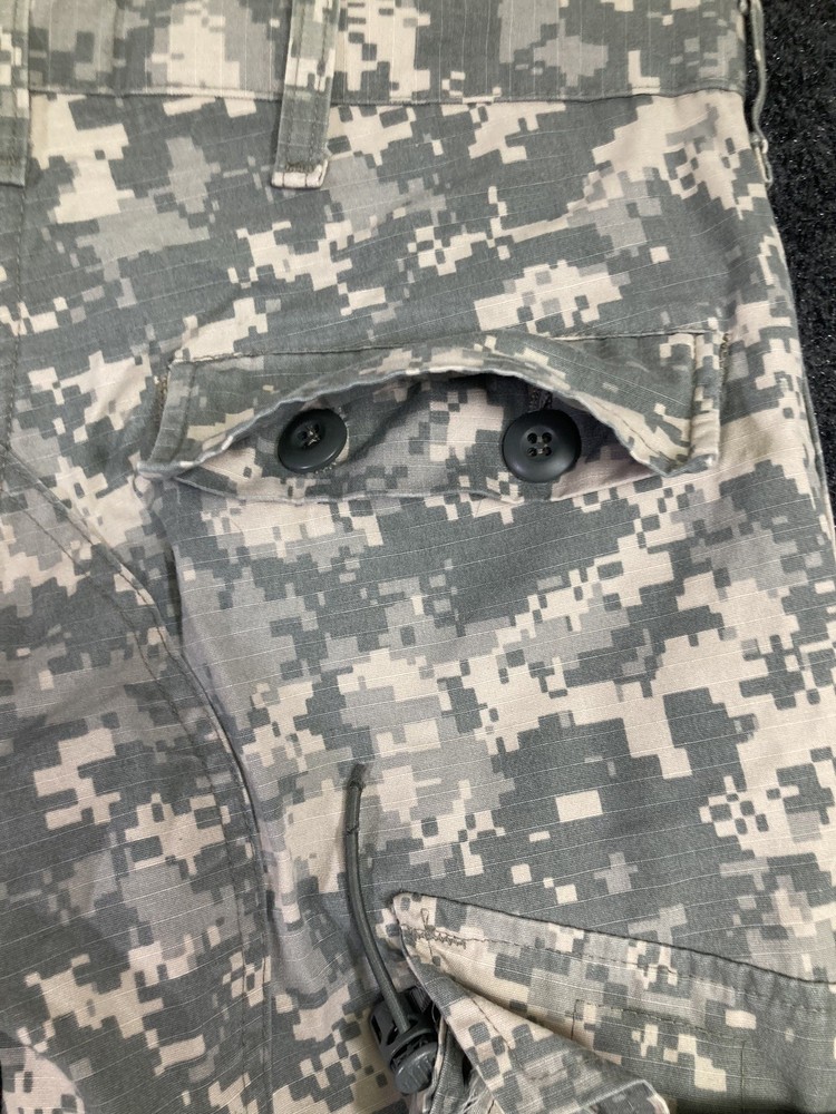 Army Camouflage Cargo Pants Size Small Short