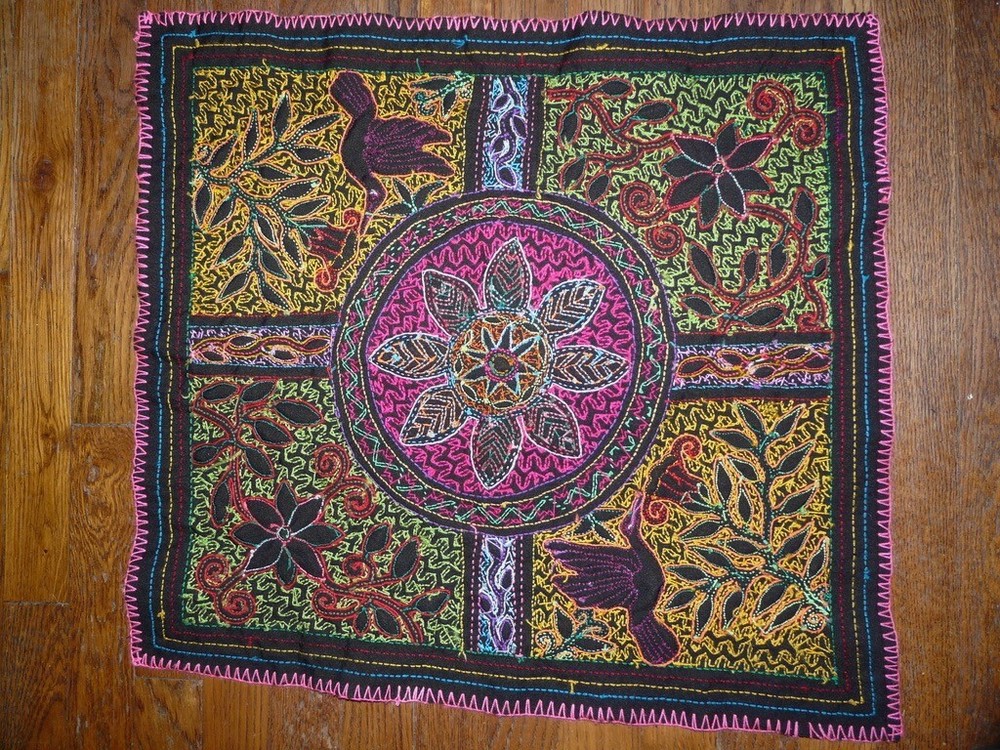SHIPIBO PERU AMAZON INDIAN 21X22 INCHES EMBROIDERED CLOTH
