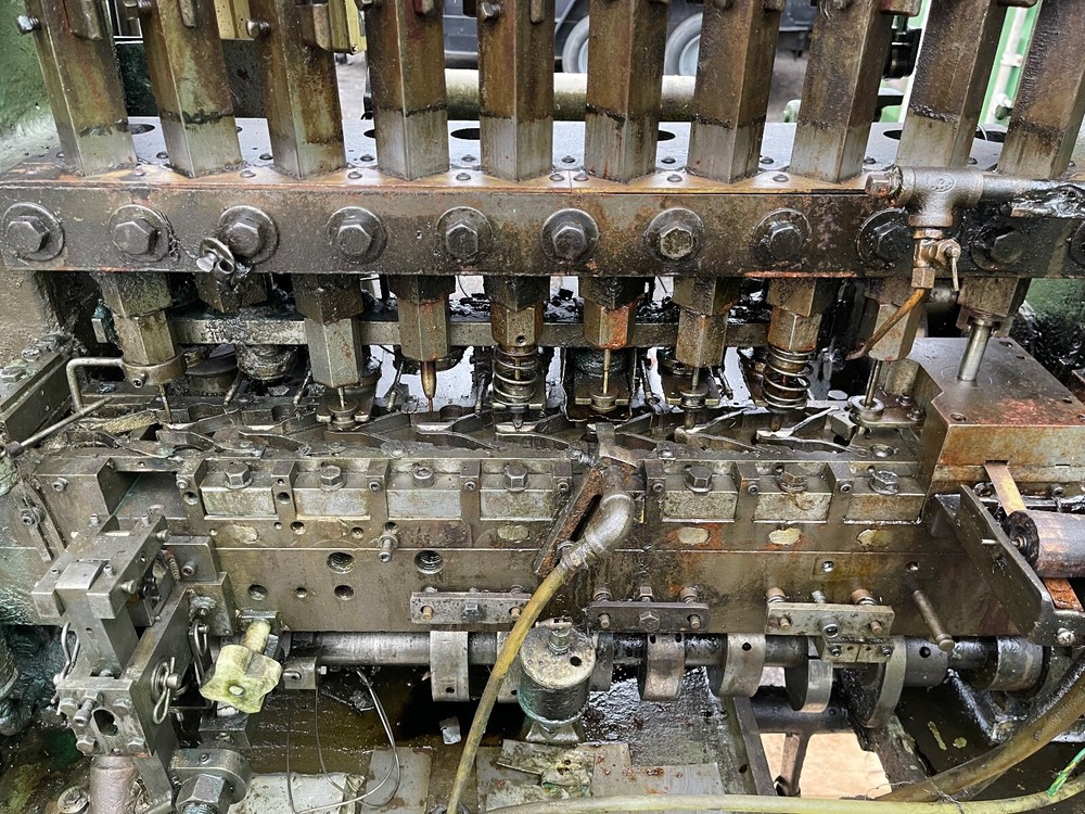 Waterbury Farrel 1010 Eyelet Machine