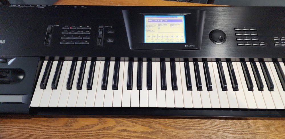 Korg Trinity V3 with MOSS black