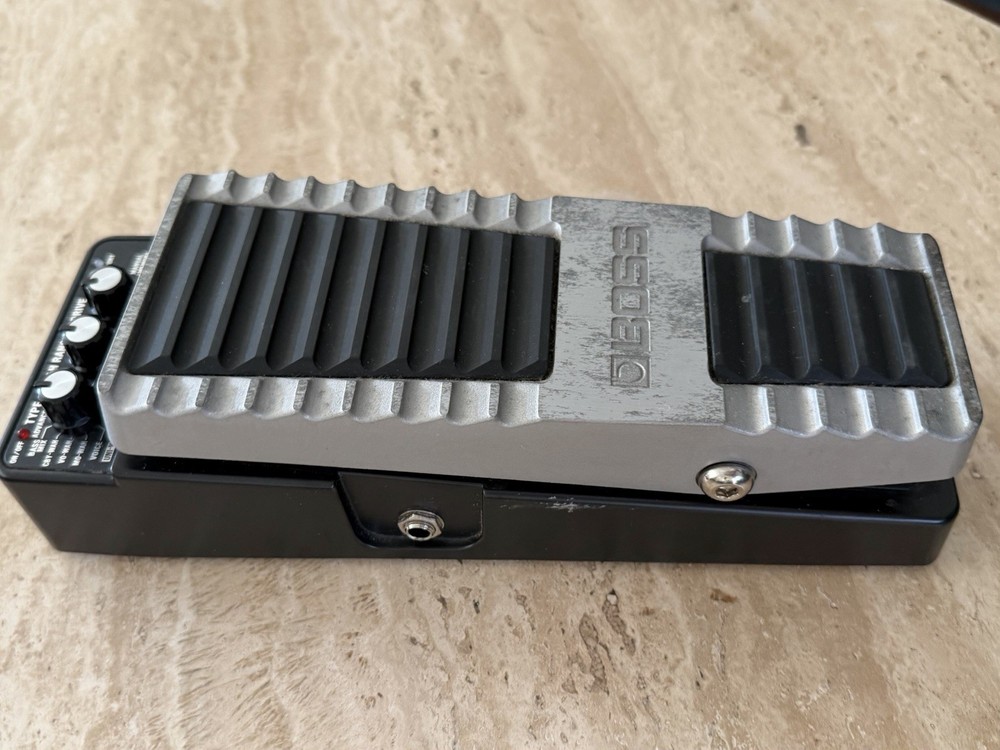 Boss PW-10 V-Wah Guitar Effect Pedal