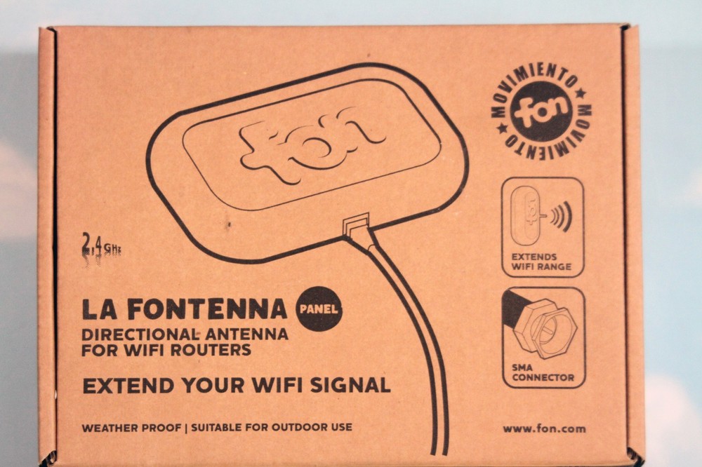 Mobile Portable Wireless 2.4GHz WiFi Router Long Range Directional Panel Antenna
