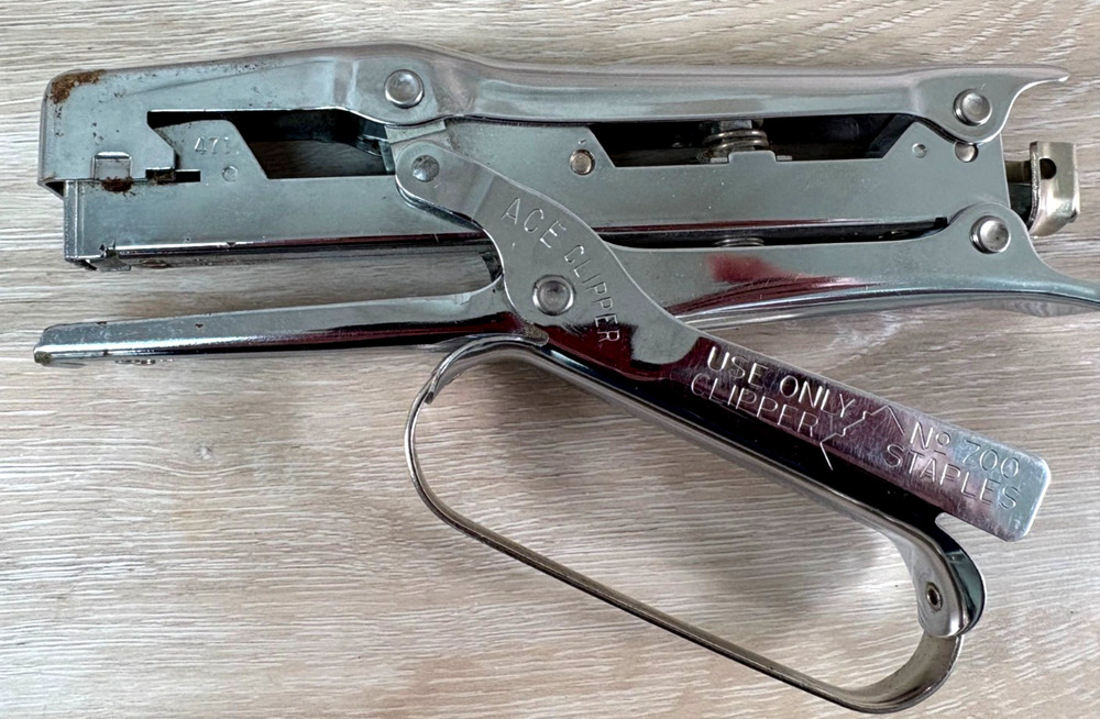 Vintage ACE #700 Clipper Hand Stapler