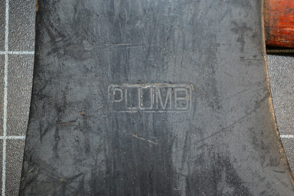 PLUMB - HUNTERS AXE - ALL ORIGINAL