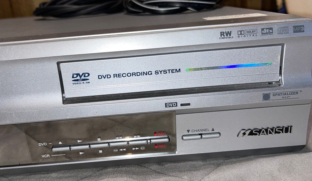 Sansui DVD/VHS Player Recorder SQPB Tested/no Remote/spatializer VRDVD5000B