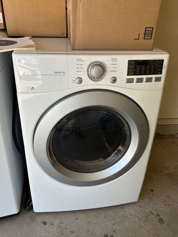 LG WASHER DRYER