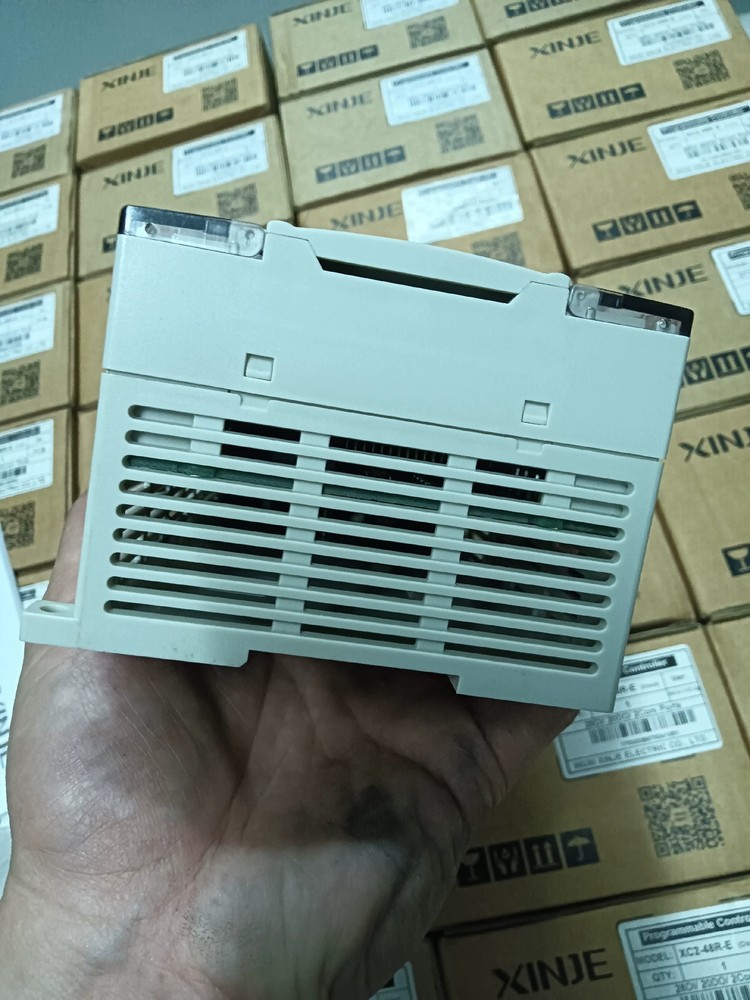 1pcs Xinje XC2-48R-E Programmable Controller