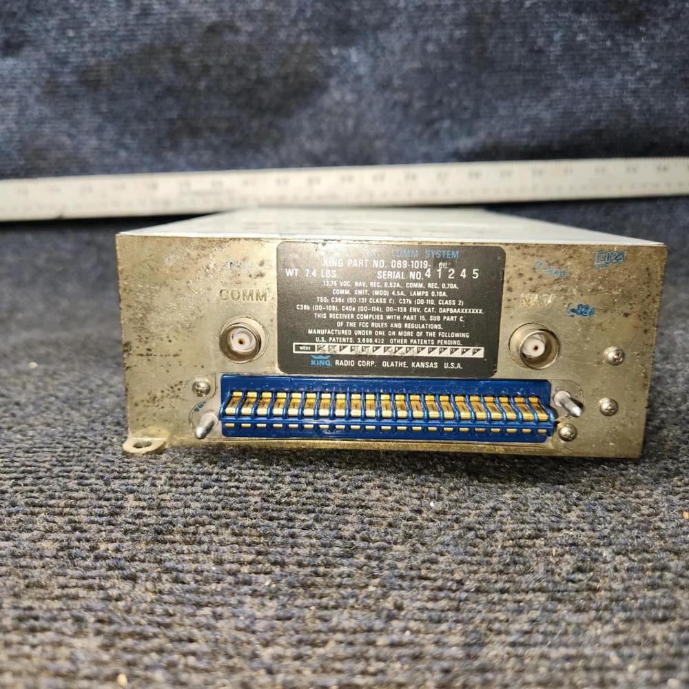 069-1019-00 | Bendix King | KX 175 NAV/COM – Includes Rack and Connector