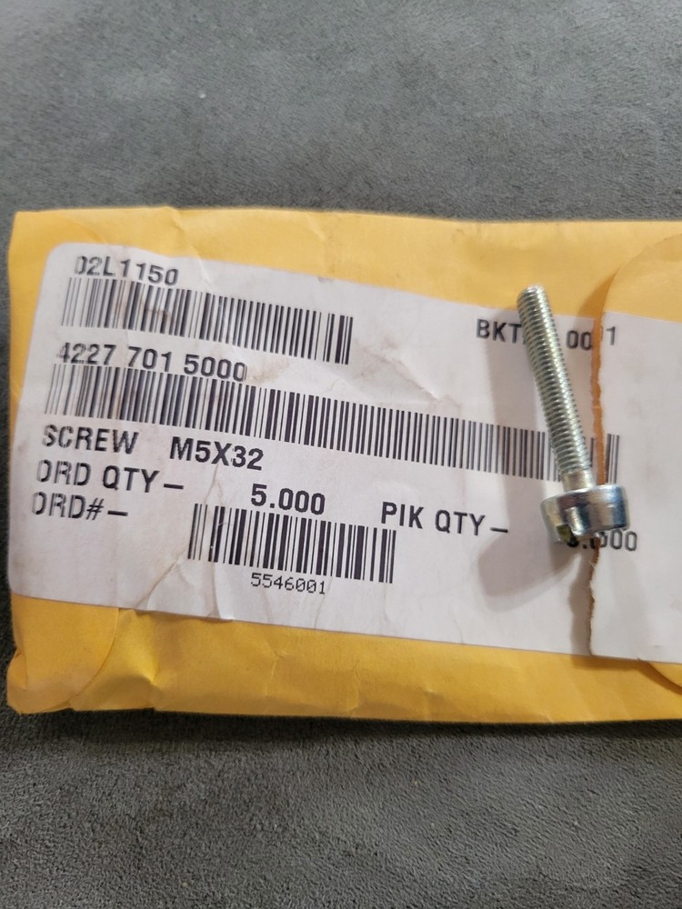 Stihl 4227 701 5000 Screw