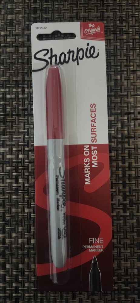 Sharpie Permanent Marker, Fine Point Red