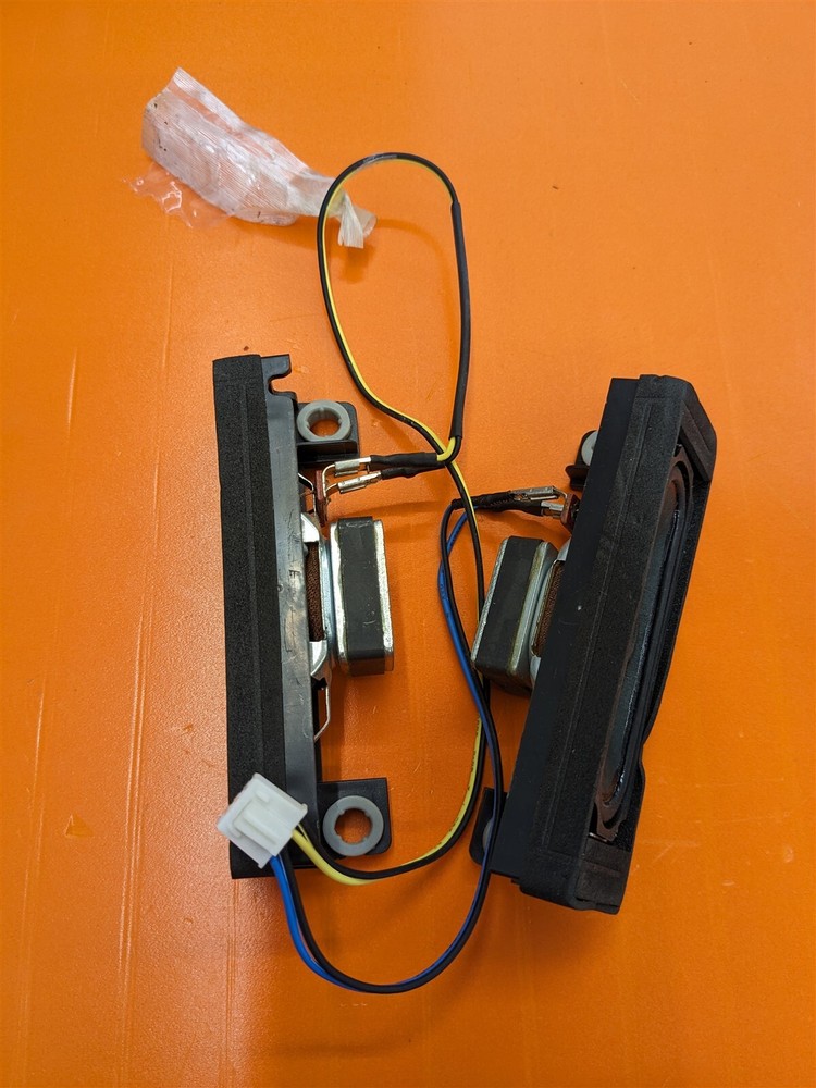 ⭐️⭐️⭐️⭐️⭐️ TV Speaker Set Samsung UN26EH4000F