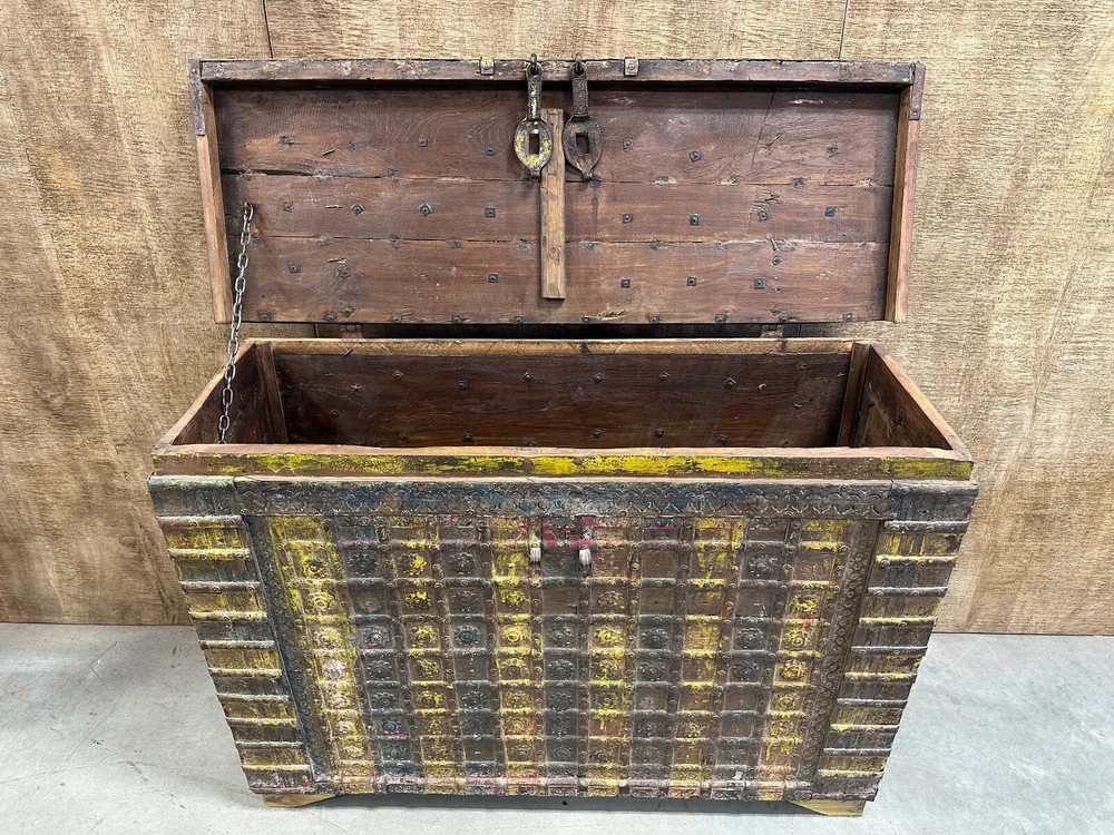 Vintage Wood Trunk.