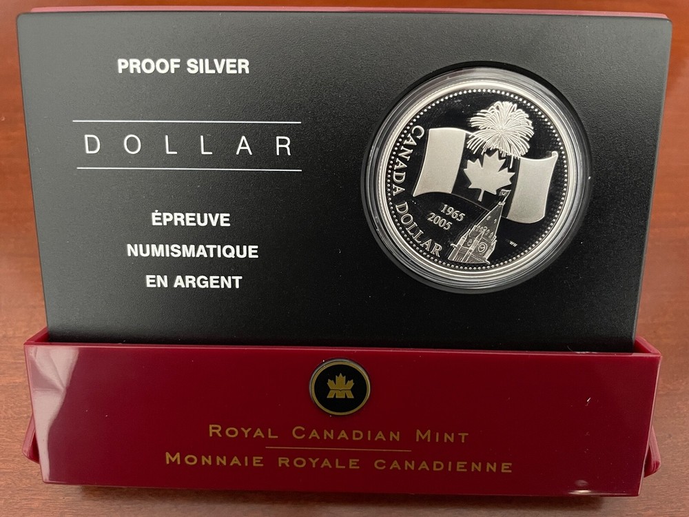 Collector's Canada Proof Silver Dollar 2005 (1965-2005 Edition)
